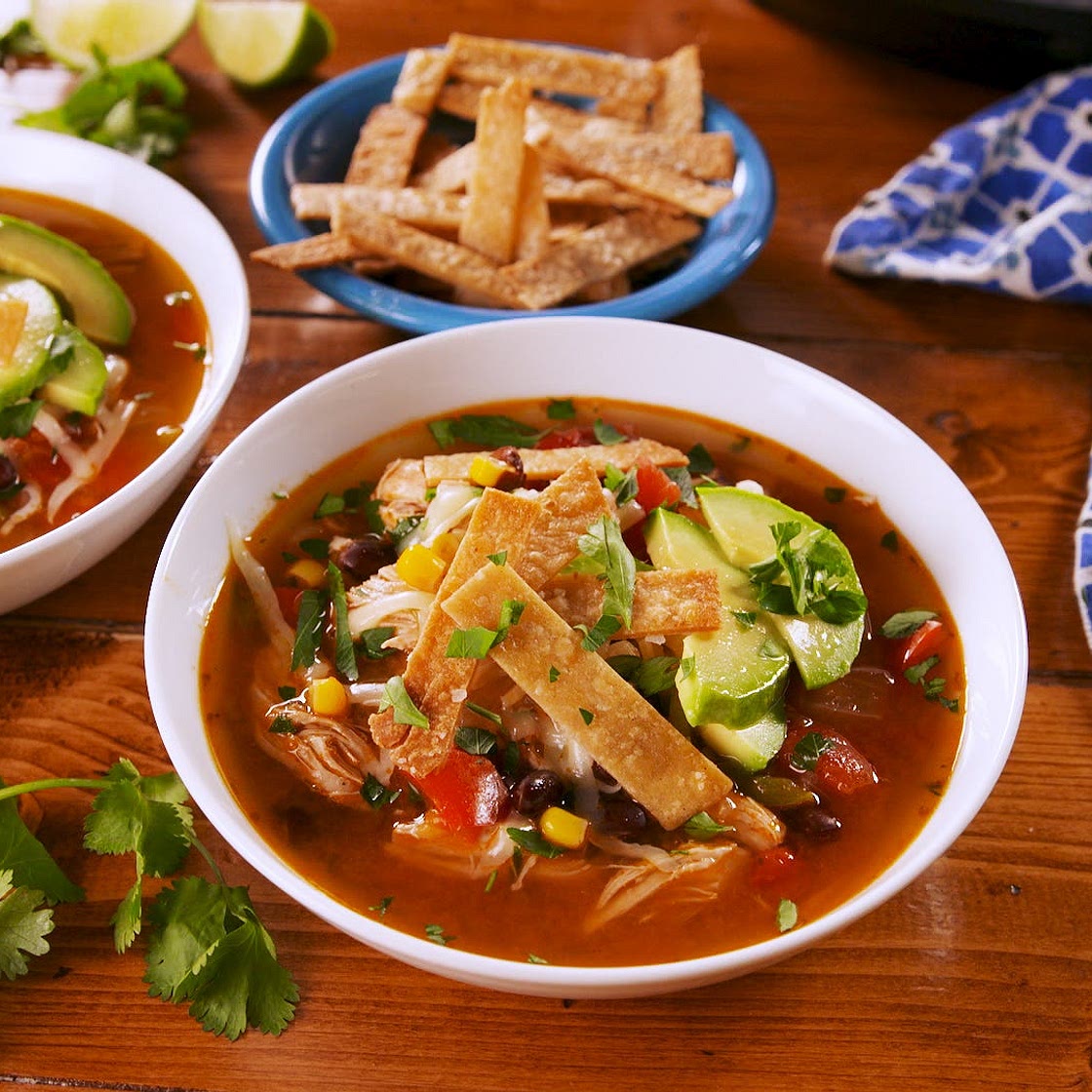 Instant Pot Chicken Tortilla Soup