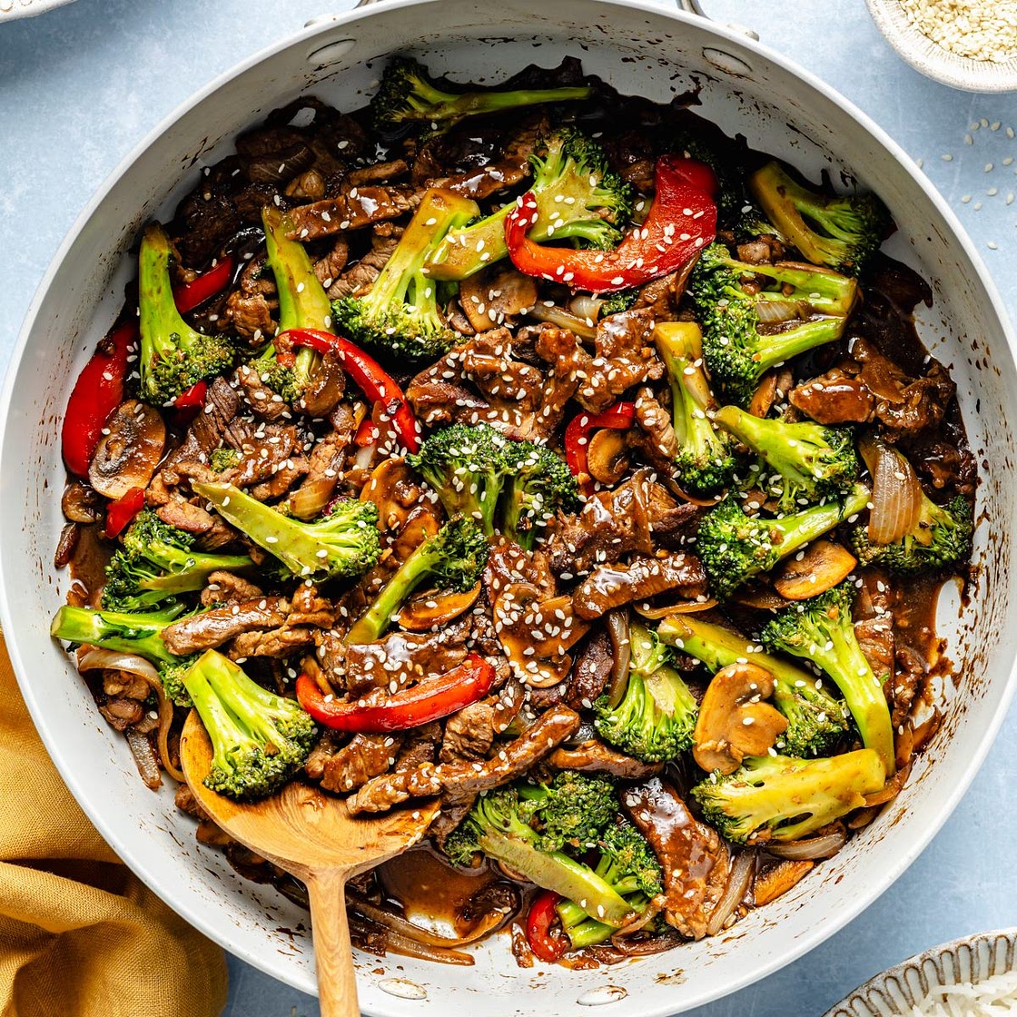 Quick 15 Minute Beef and Broccoli Stir Fry