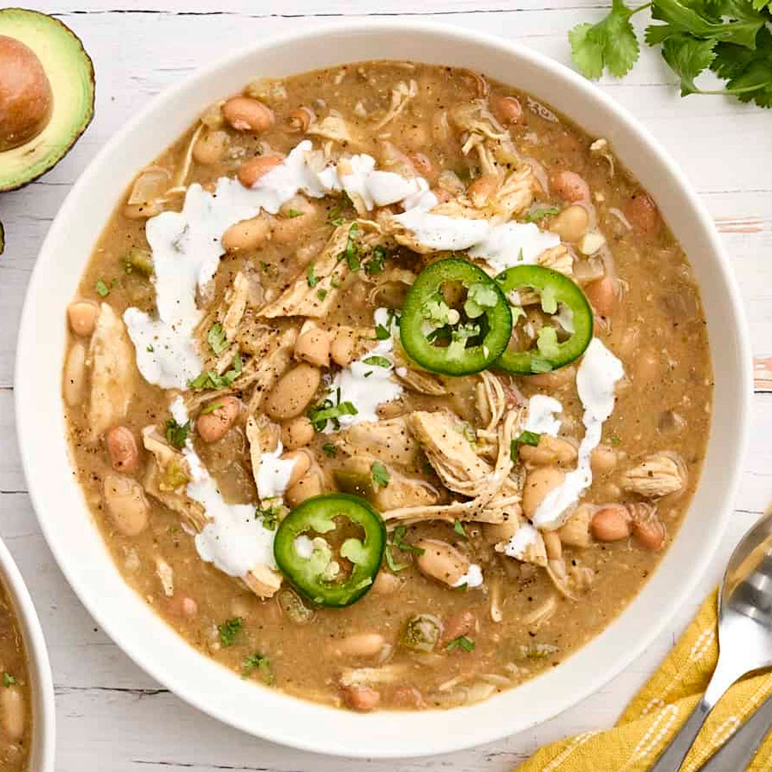 Easy Slow Cooker White Chicken Chili