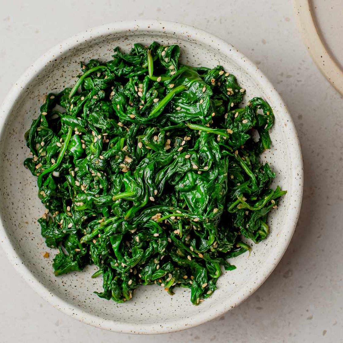 Sigumchi Namul (Korean Seasoned Spinach)