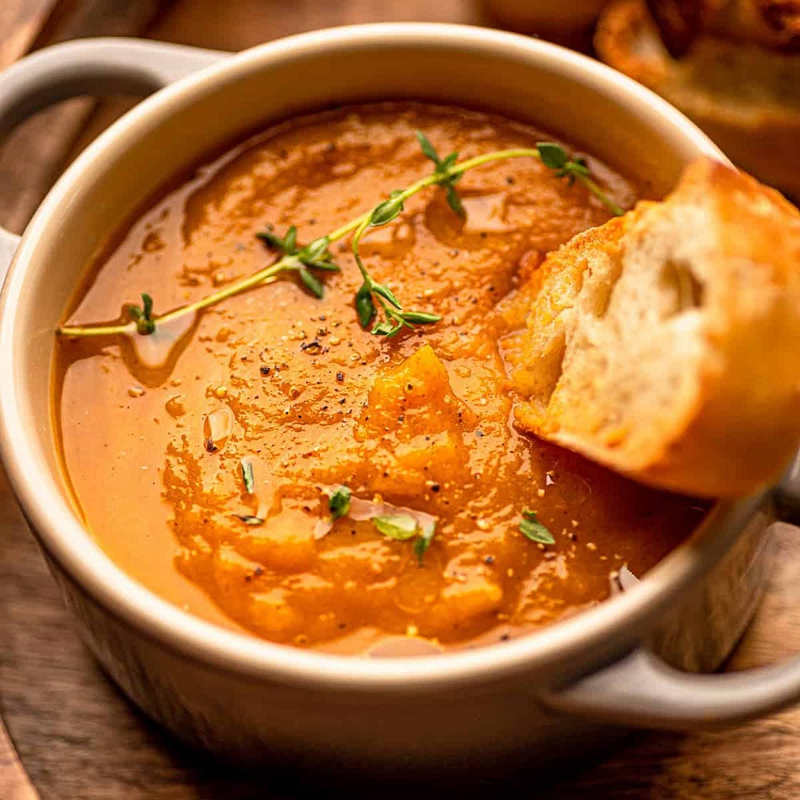 Slow Cooker Pumpkin and Sweet Potato Soup