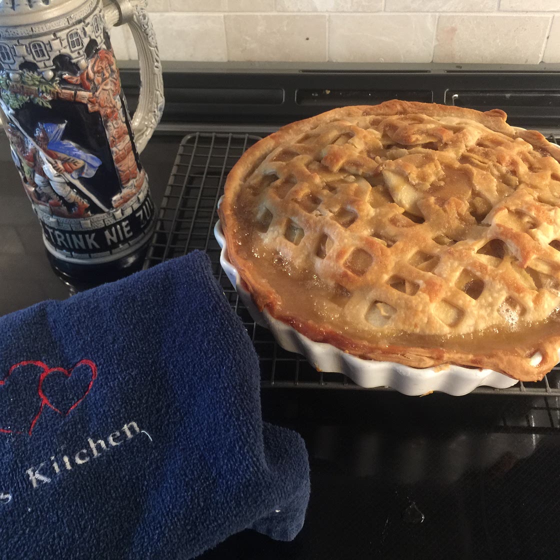 Apple Pie by Grandma Ople