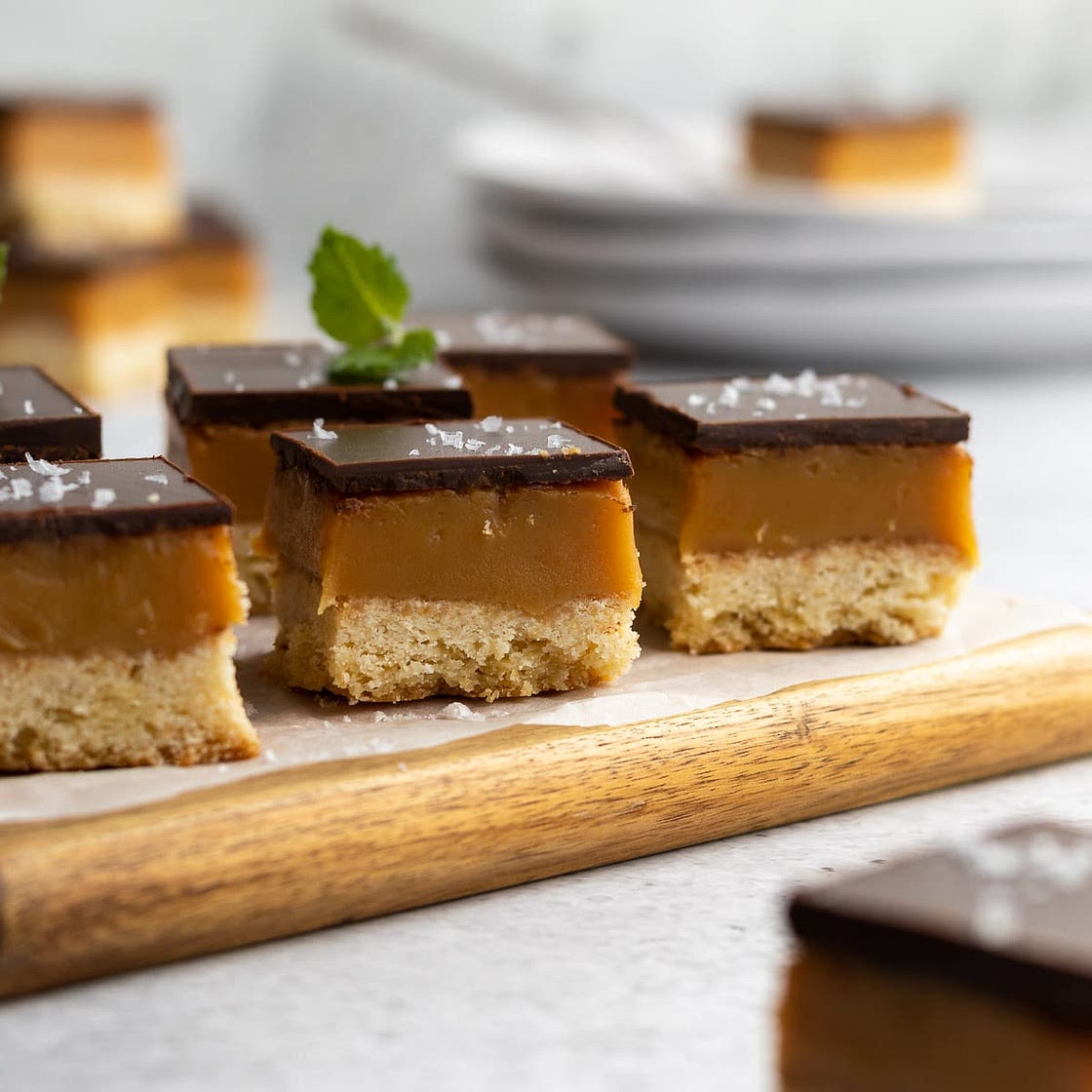 Peppermint Crisp Caramel Slice