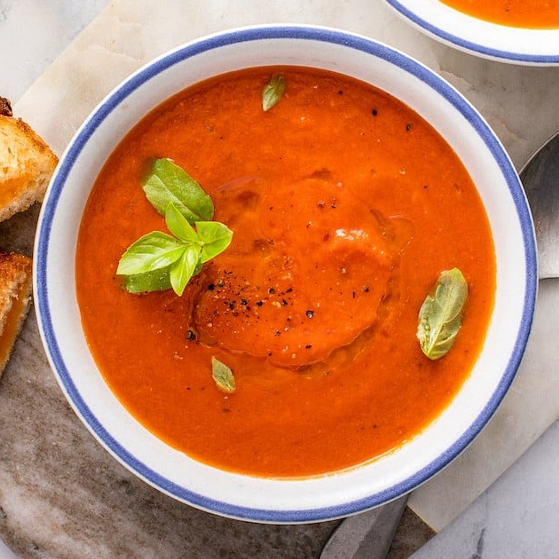 Copycat Panera Tomato Soup Recipe