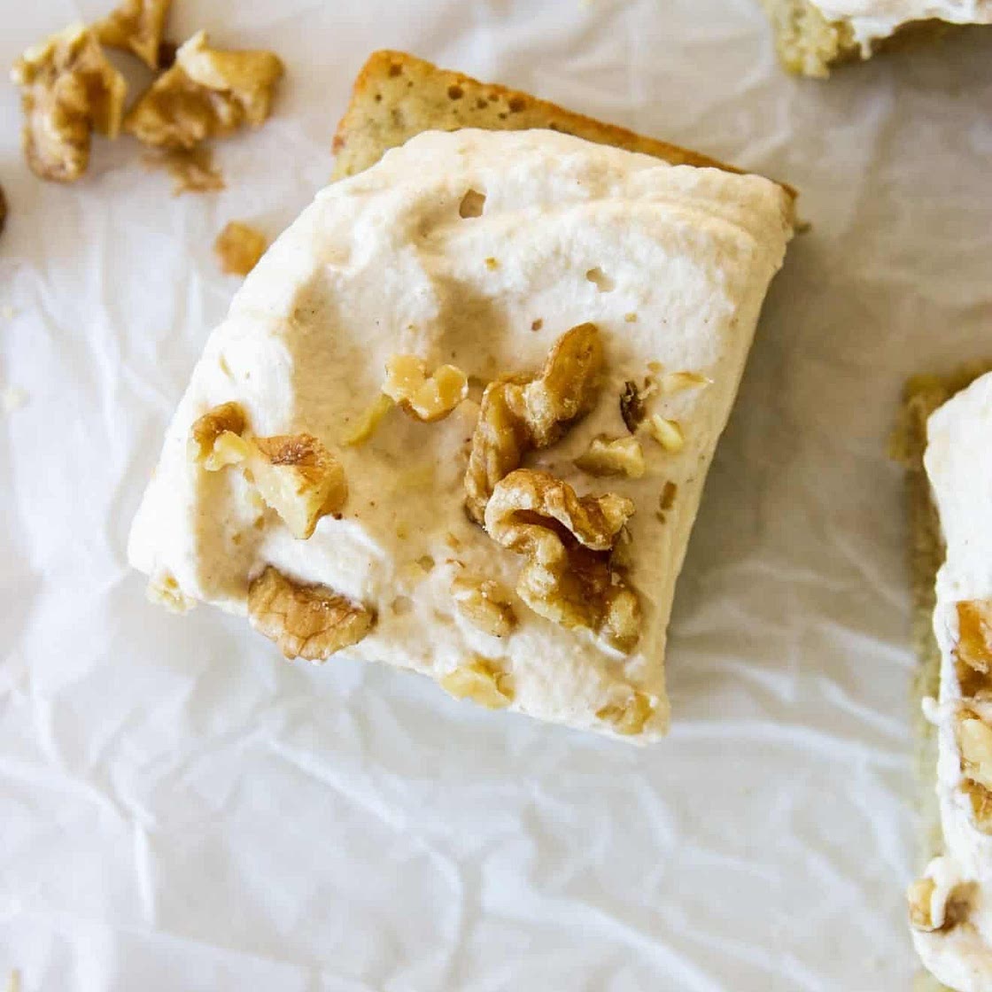 30-Min Fluffy & Moist Banana Oat Flour Cake