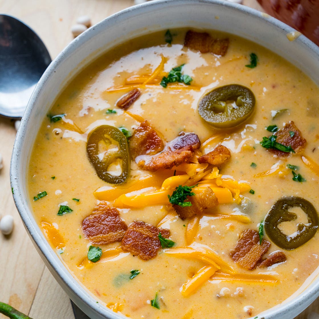 Jalapeno Popper Bacon and Bean Soup