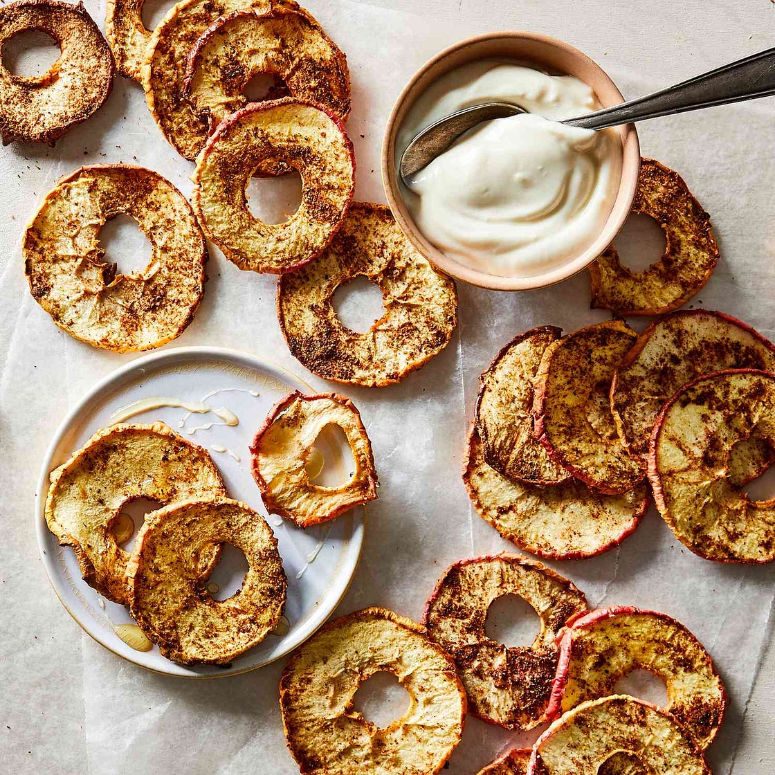 Air-Fryer Cinnamon-Ginger Apple Chips