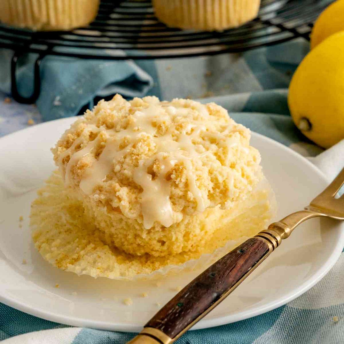 Lemon Muffins with Streusel Topping