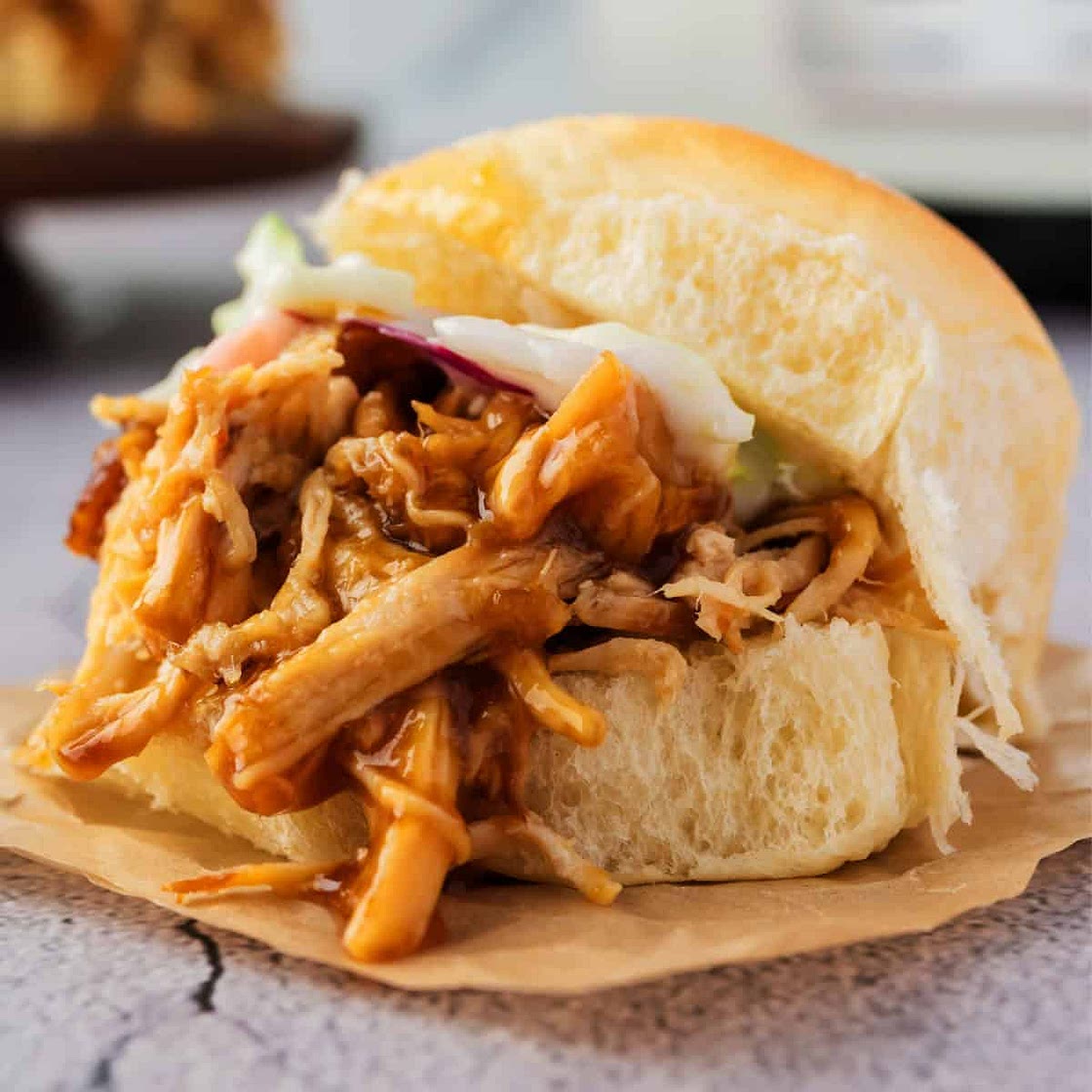 CROCKPOT BBQ CHICKEN SLIDERS