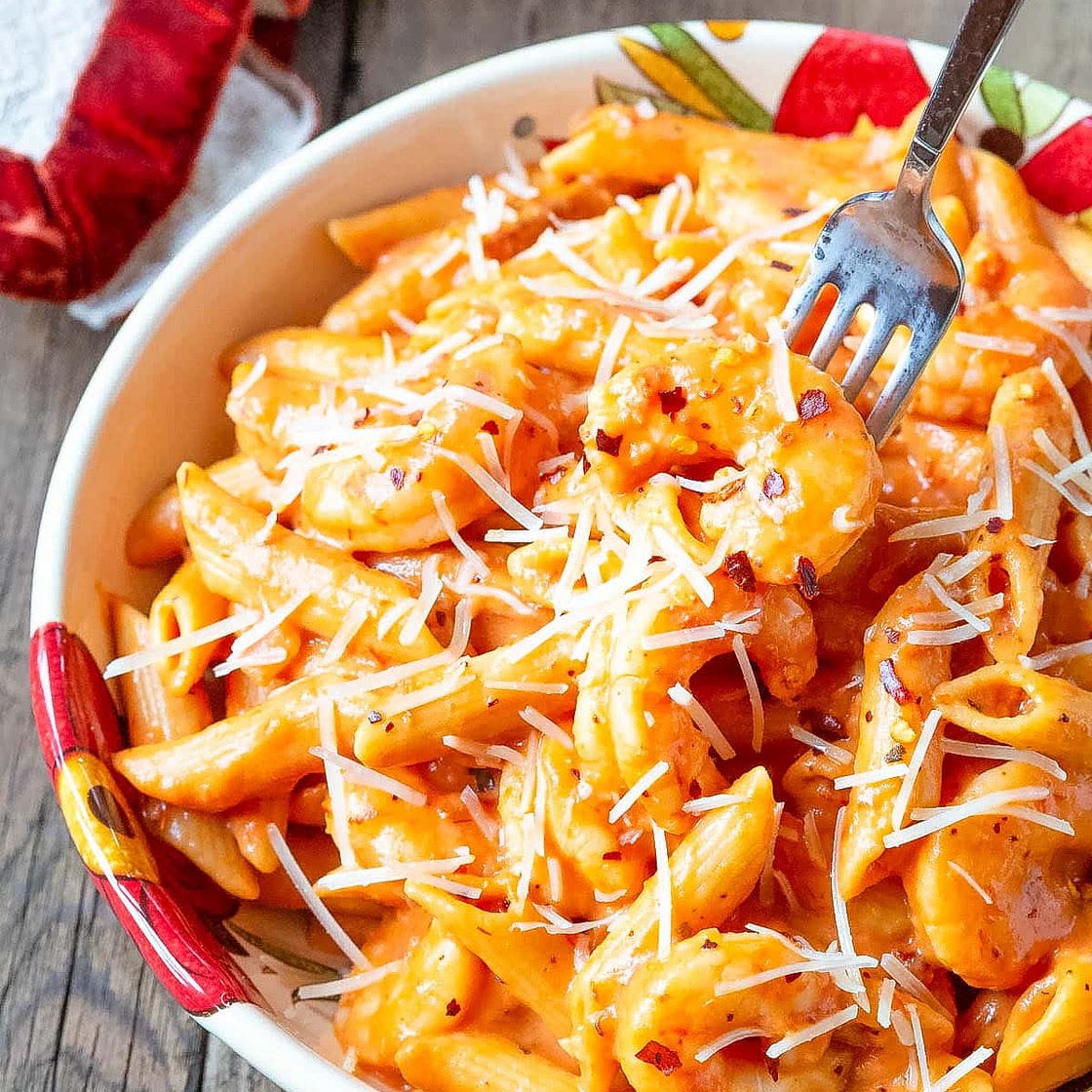 Instant Pot Shrimp Pasta with Vodka Sauce