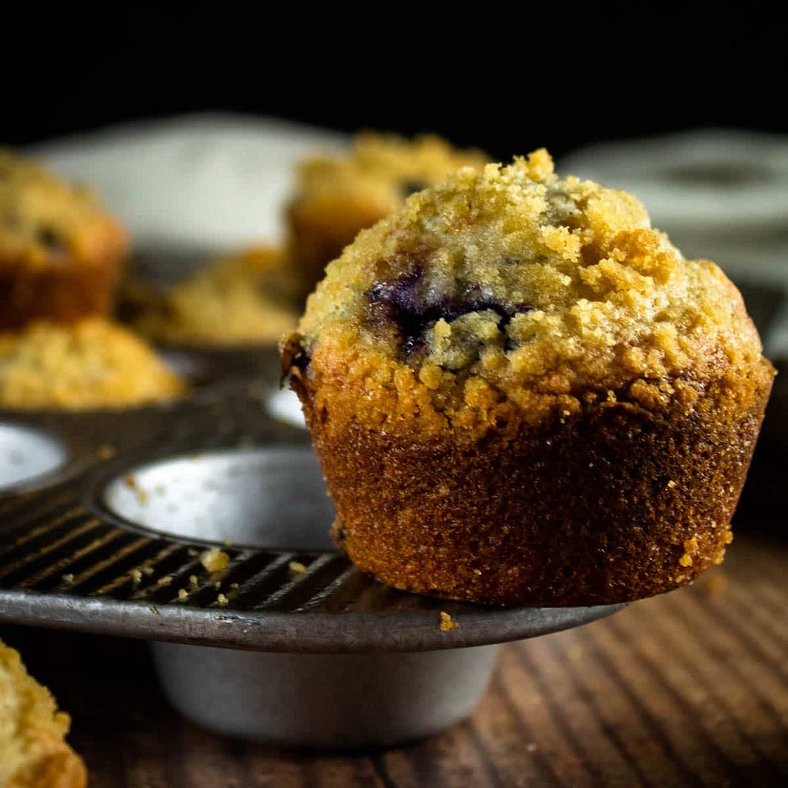 Easy Blueberry Streusel Muffins