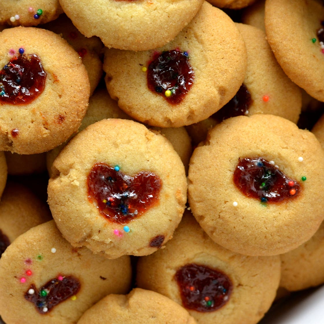 Mantecaditos (Puerto Rican Thumbprint Cookies)