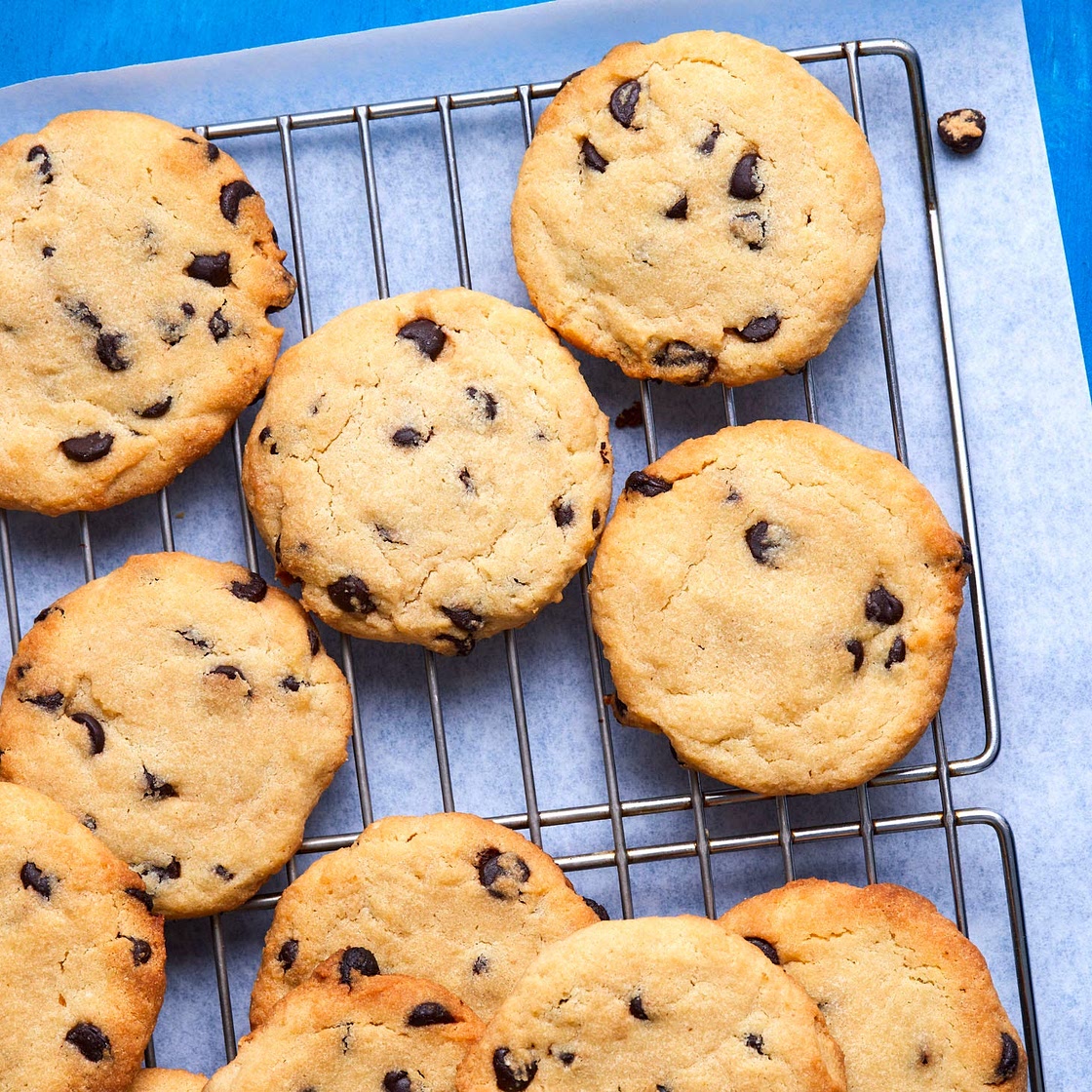 Keto Chocolate Chip Cookies