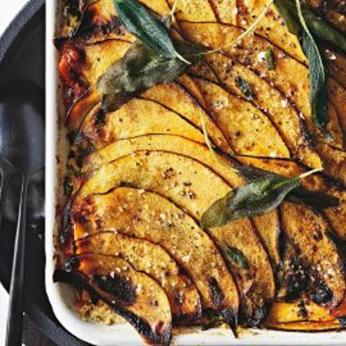 Pompoenlasagne met kool en salie