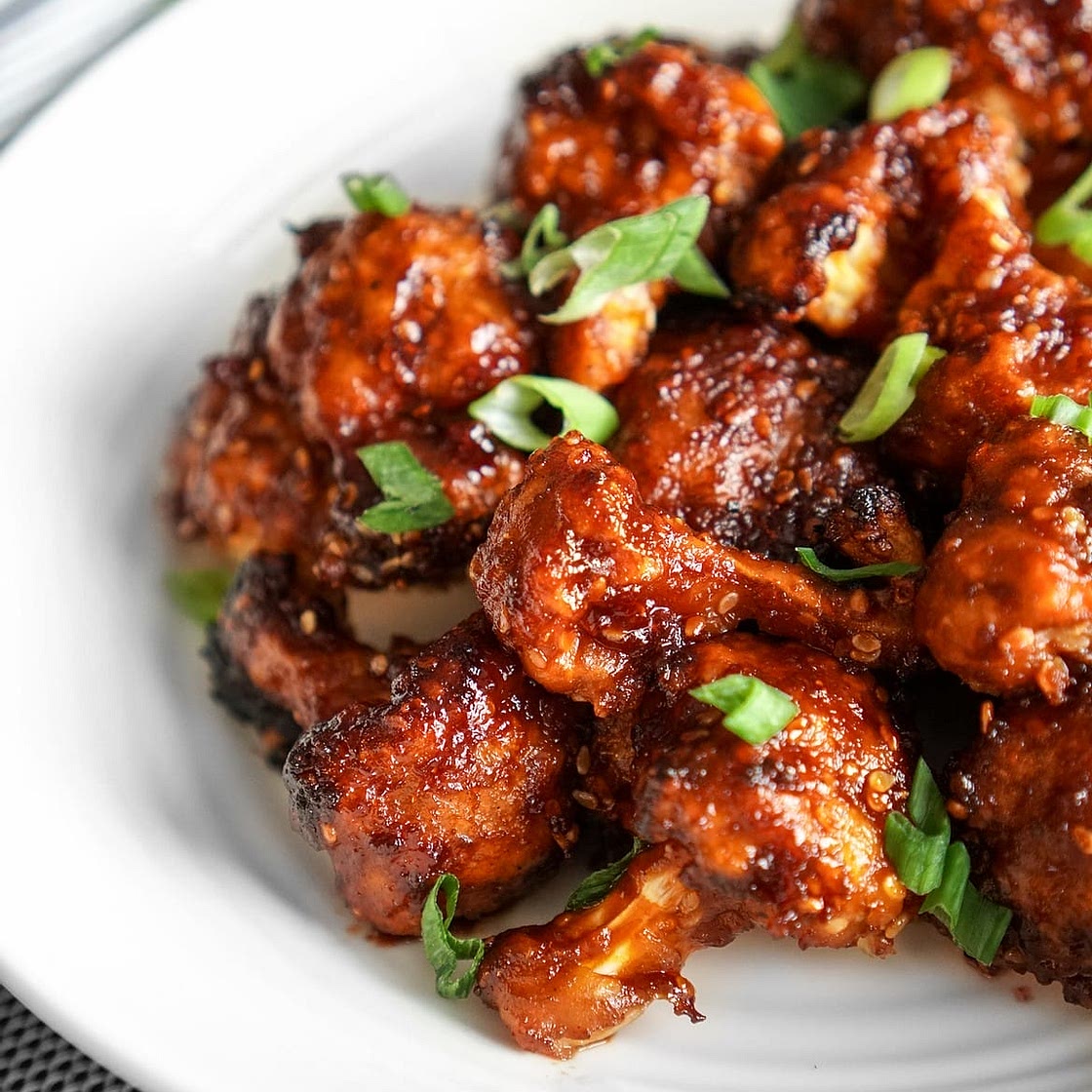 Crispy and Sweet Sesame Cauliflower Bites