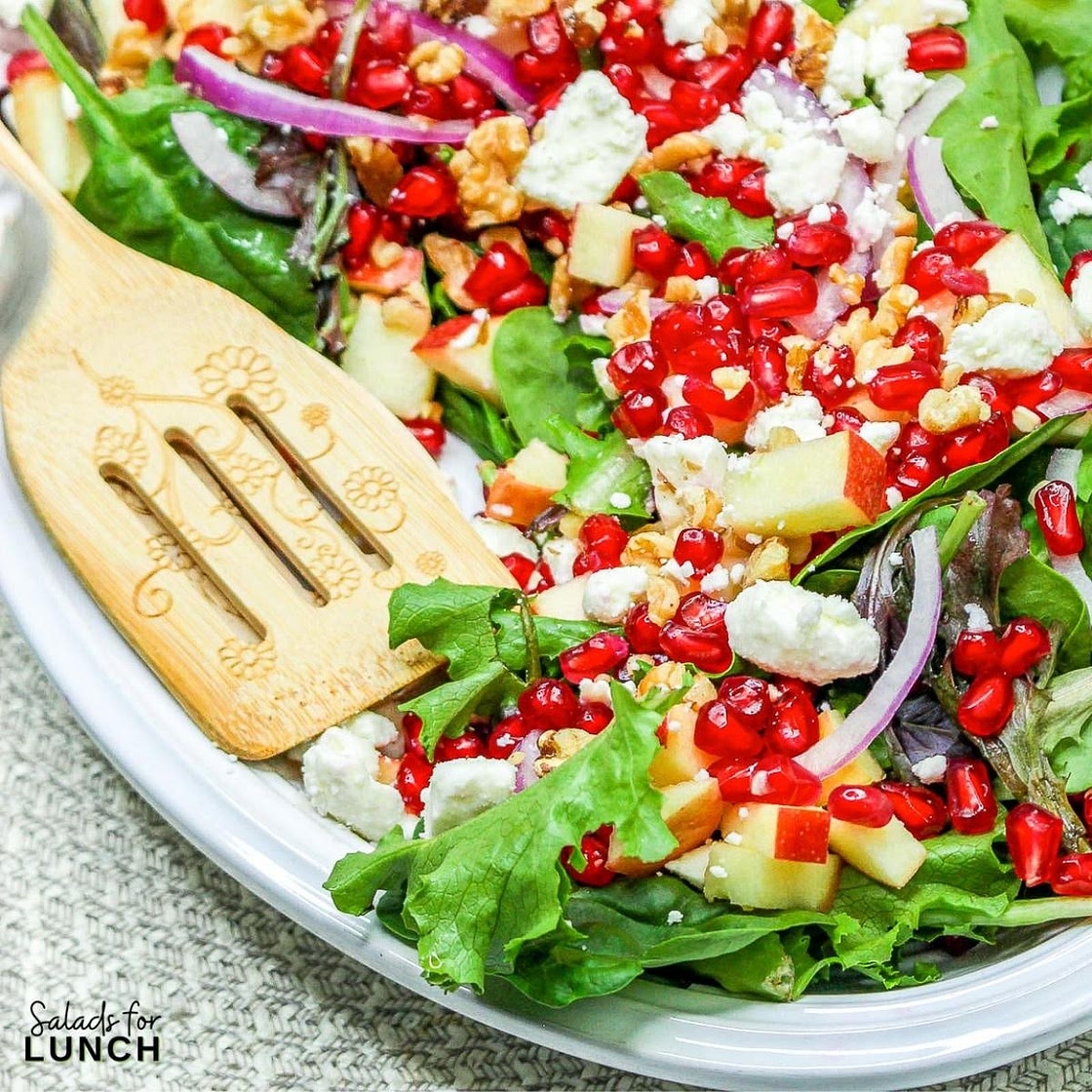 Pomegranate and Apple Green Christmas Salad Recipe