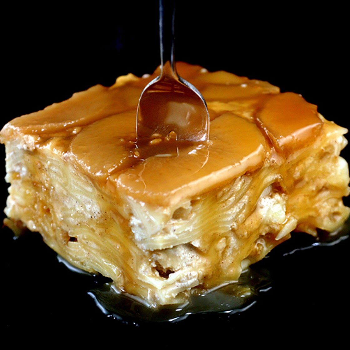 Brown Sugar Caramel Apple Upside Down Noodle Kugel