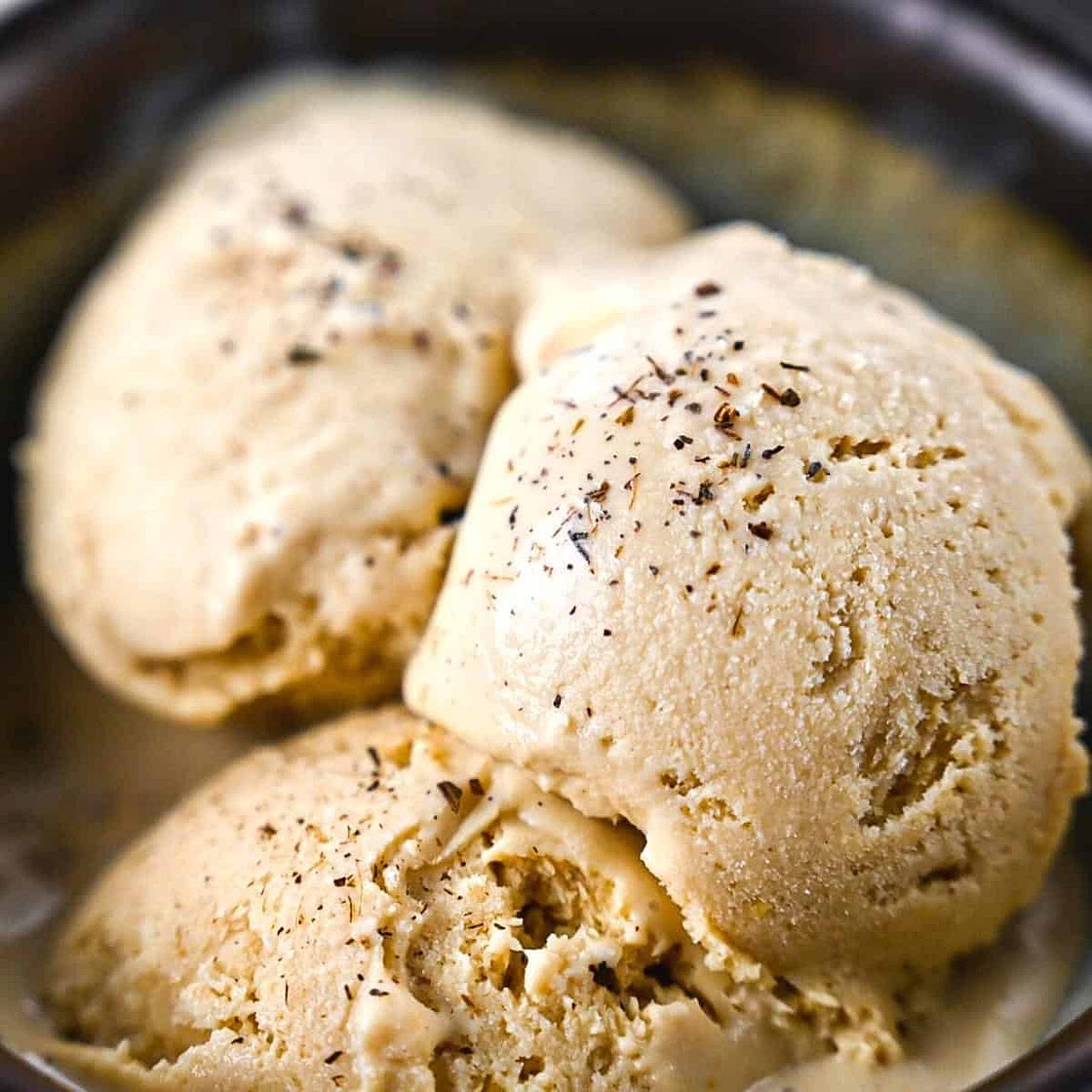 Homemade Hojicha Ice Cream (Roasted Green Tea Flavor)