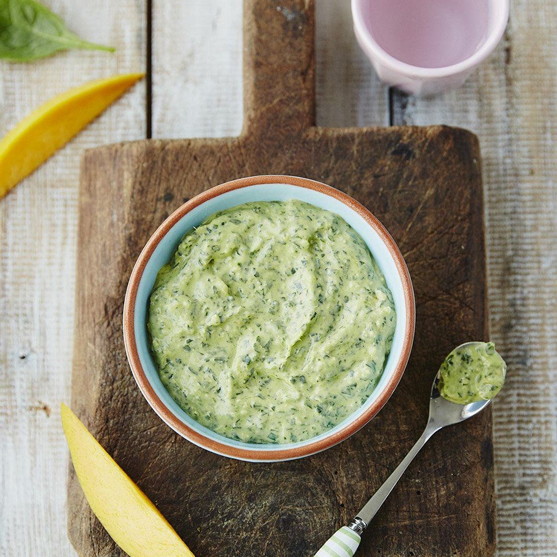 Michela’s mango, spinach & pine nuts (no cook)