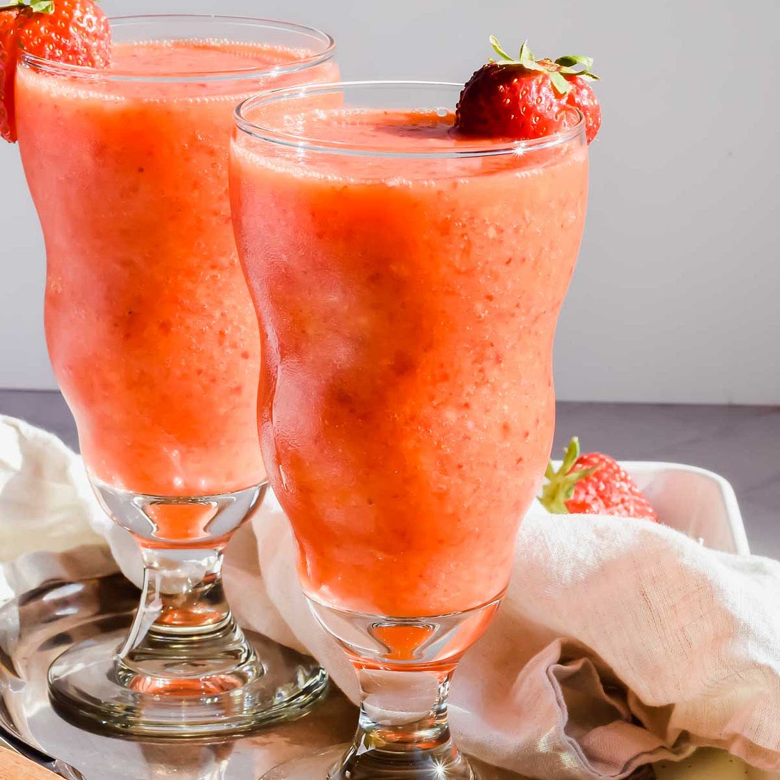 Strawberry Mango Daiquiri Recipe