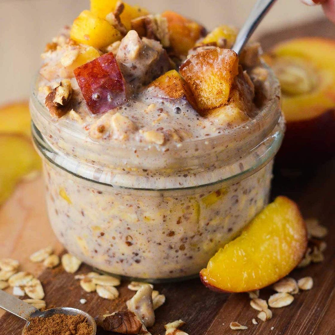 Peach Cobbler Overnight Oats