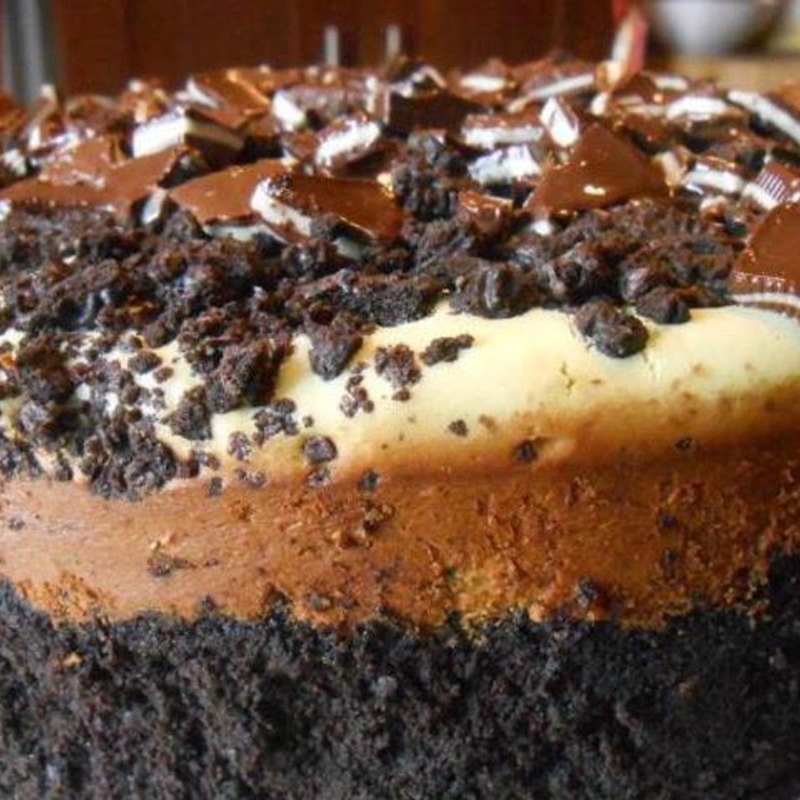 Chocolate-Mint Oreo Cheese Cake