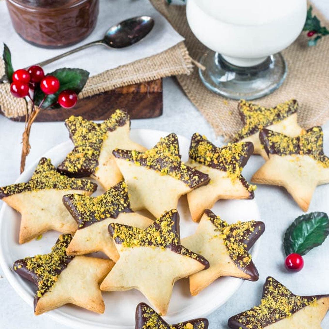 Orange Pistachio Shortbread Cookies
