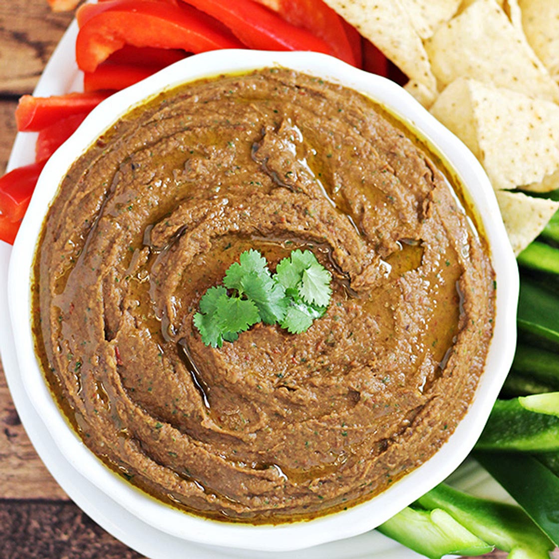 Easy Black Bean Chipotle Dip