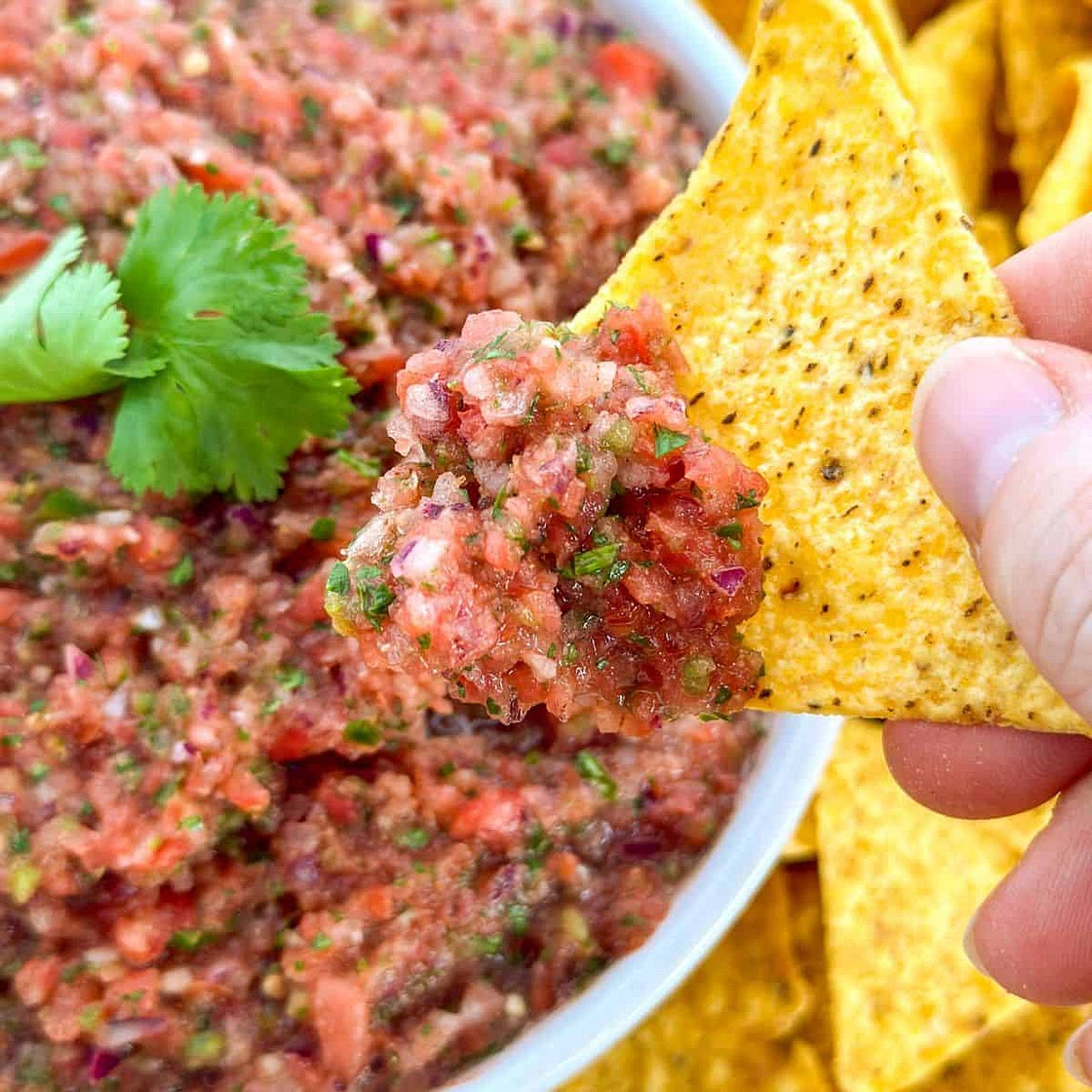 Easy Homemade Salsa Recipe with Fresh Tomatoes