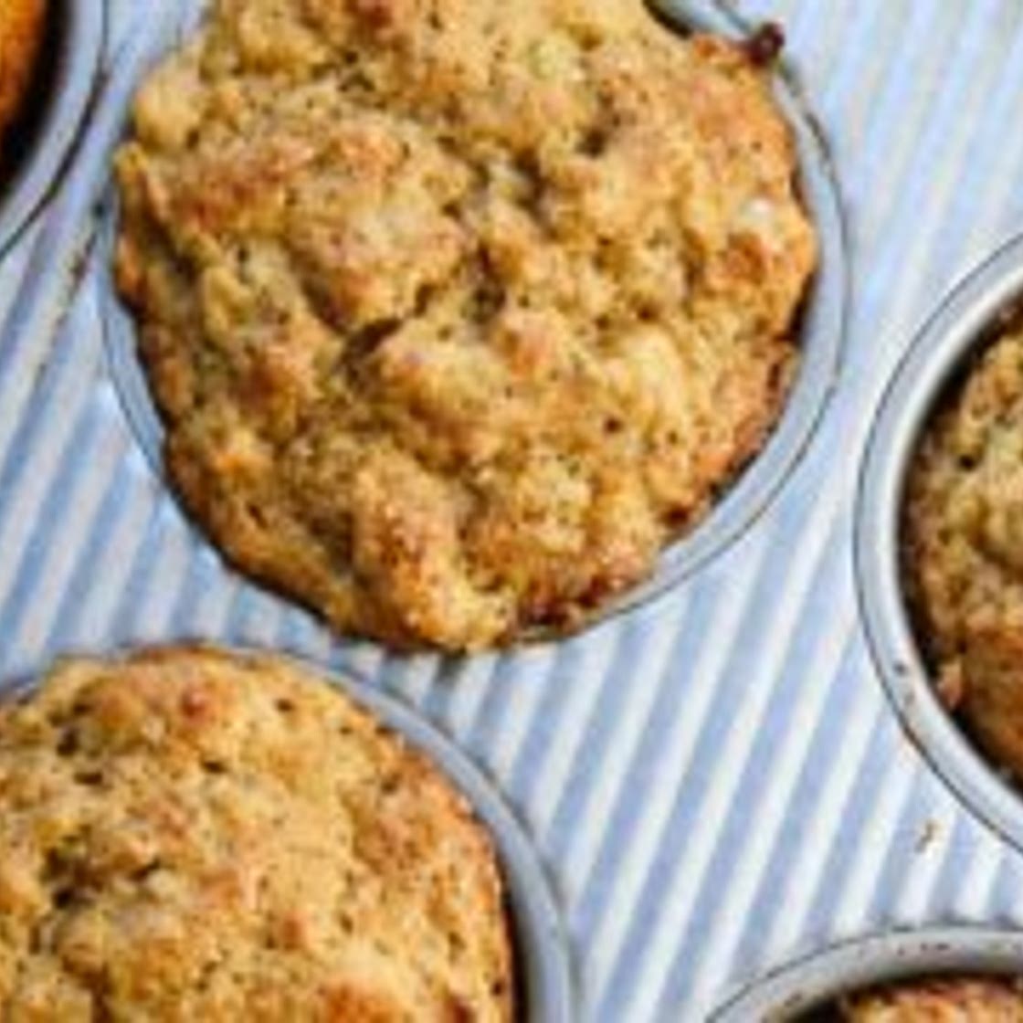 Healthy Apple Muffins