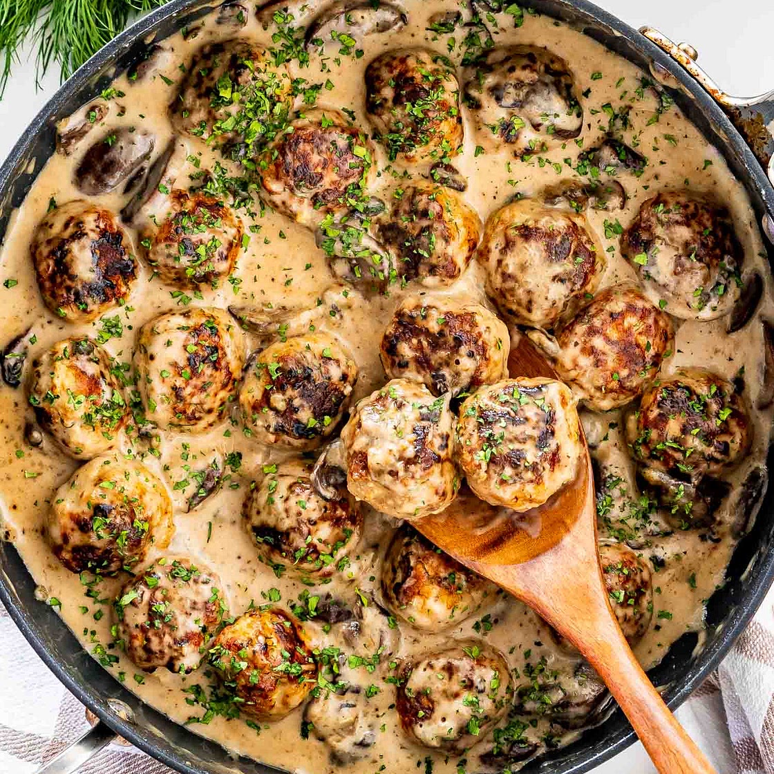 Meatballs with Mushroom Gravy