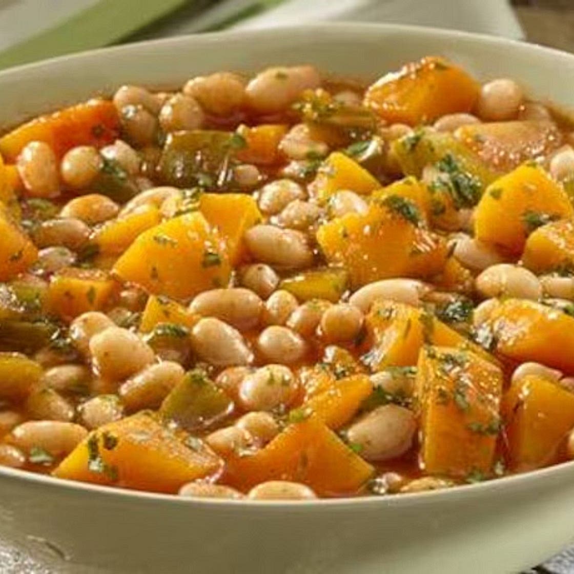 Guiso rápido de judías blancas con calabaza y especias