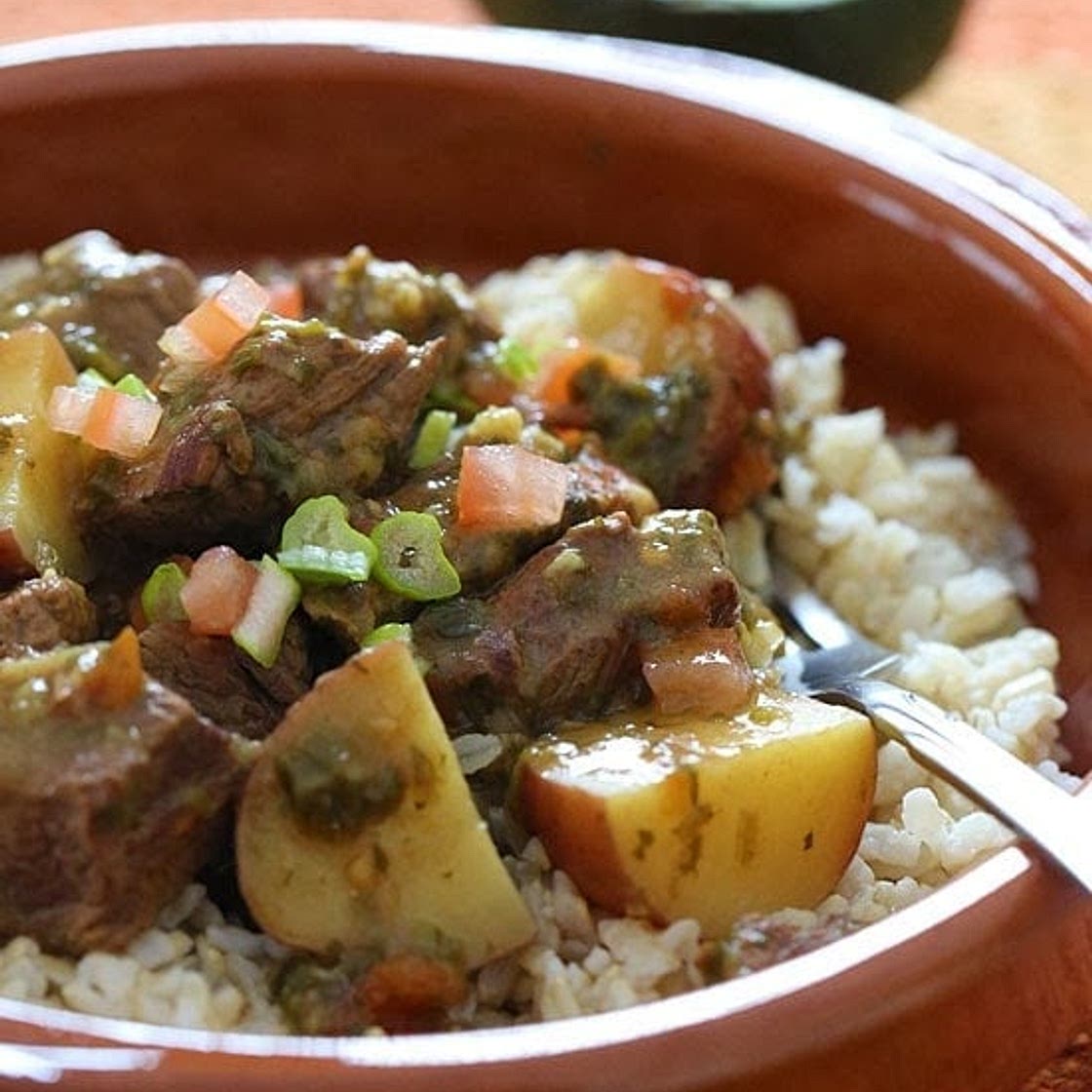 Crock Pot Carne Guisada (Latin Beef Stew)