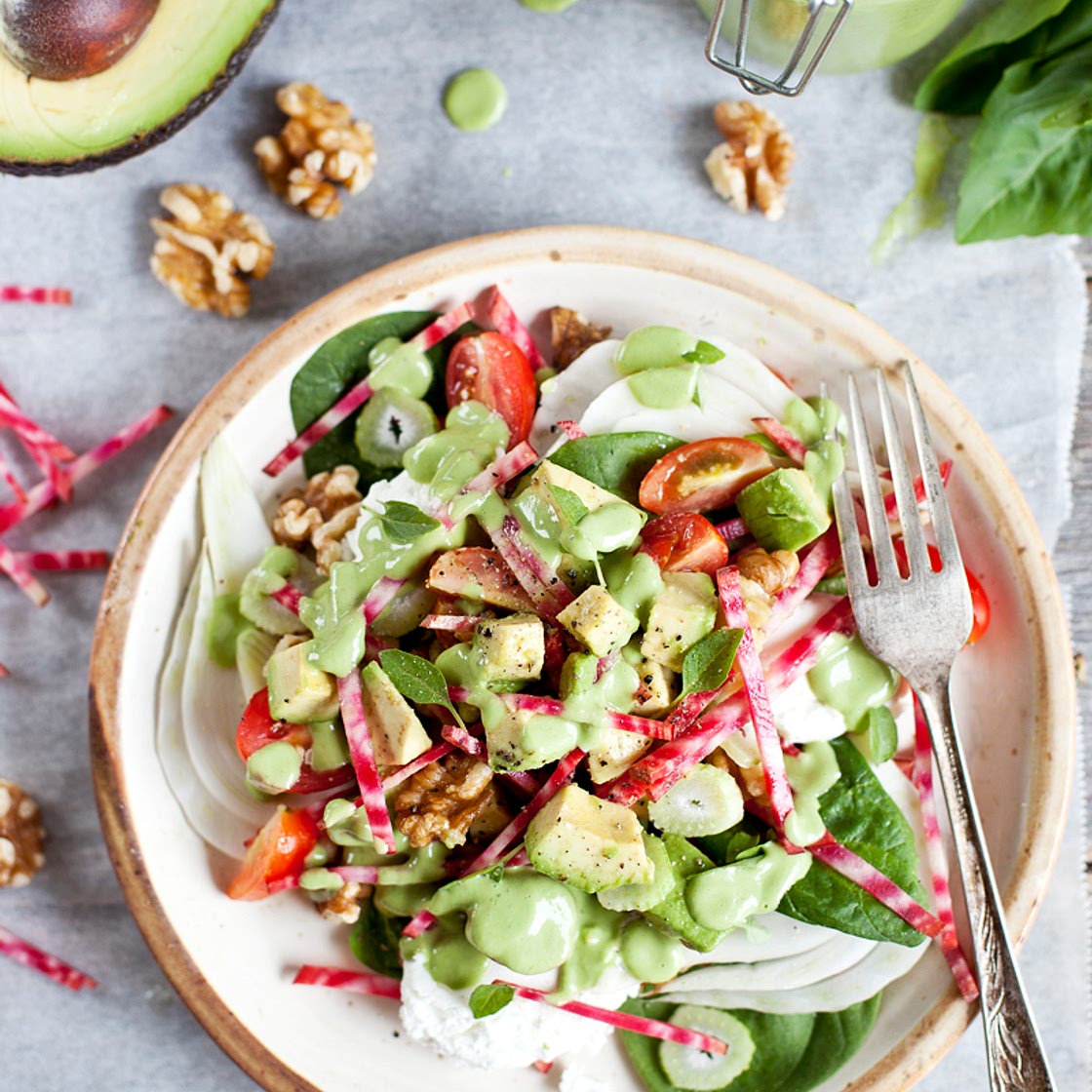 Avocat, betterave chioggia, fenouil, chèvre & Grenoble