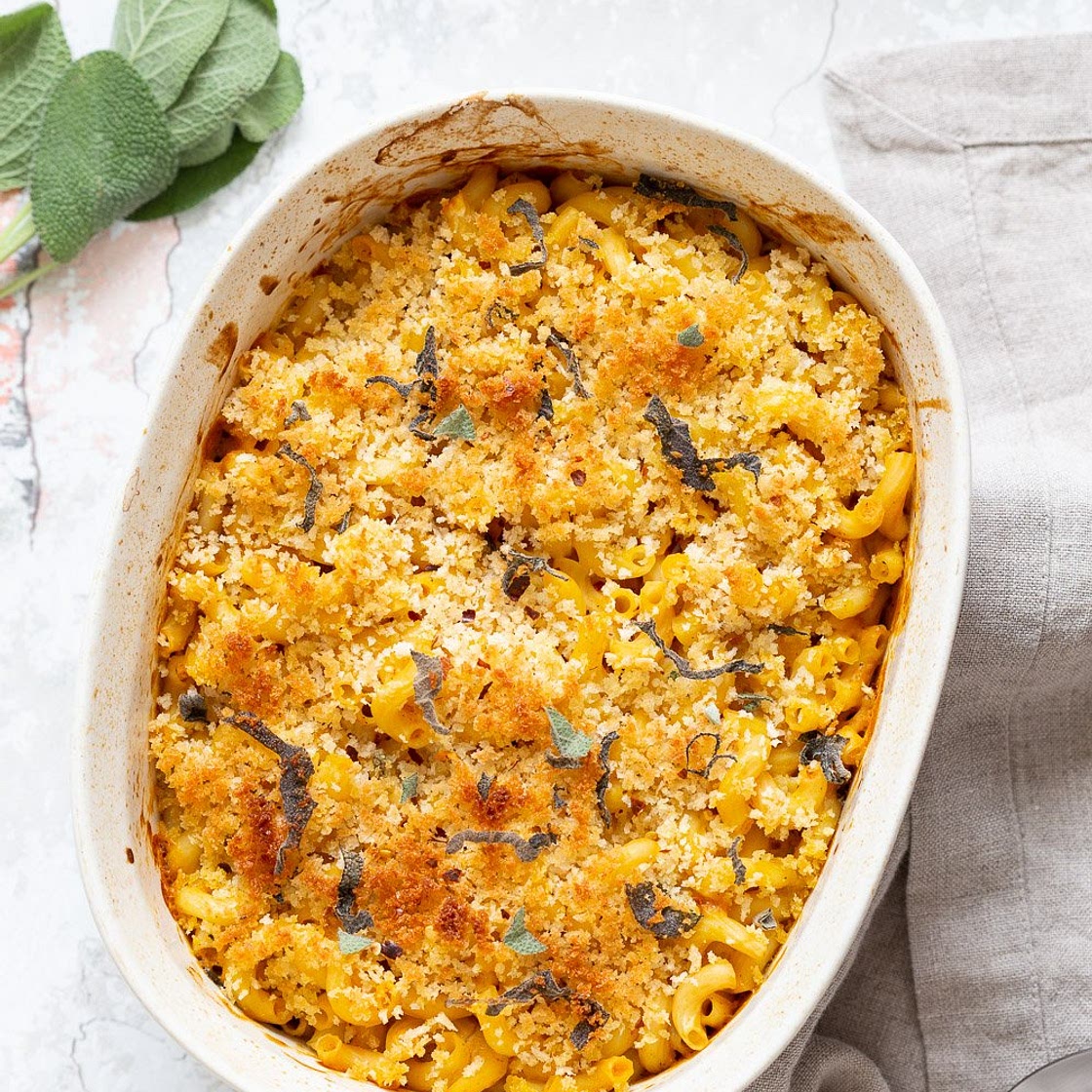 Vegan Pumpkin Mac and Cheese Bake
