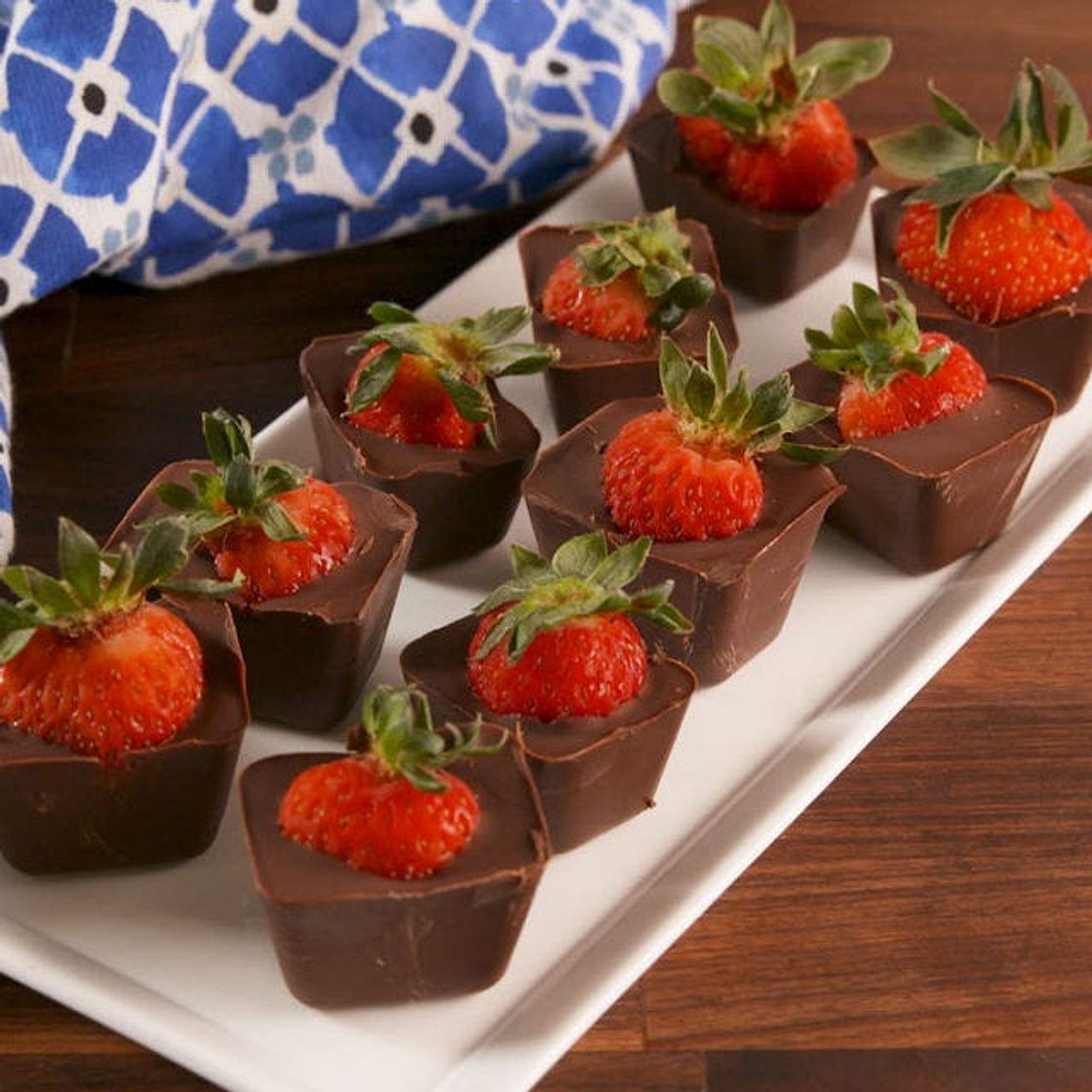 Chocolate Covered Strawberry Cubes
