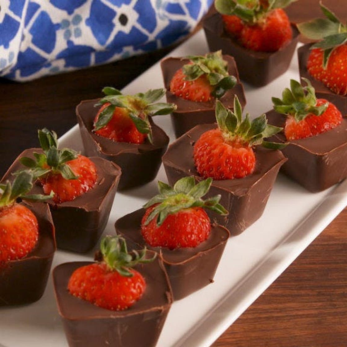 Chocolate Covered Strawberry Cubes