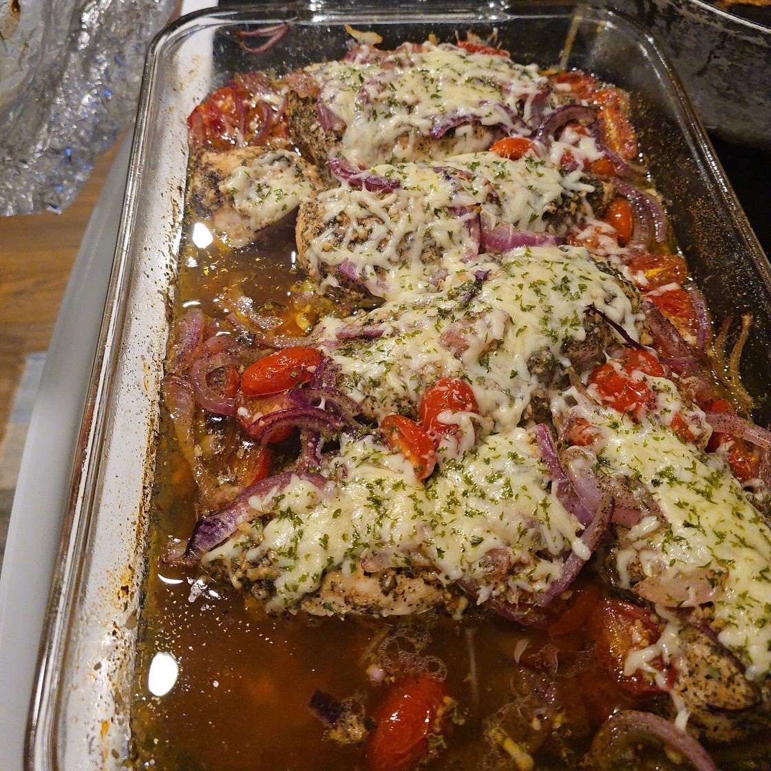 Balsamic Baked Chicken Breast With Balsamic Tomato Sauce and Mozzarella Cheese