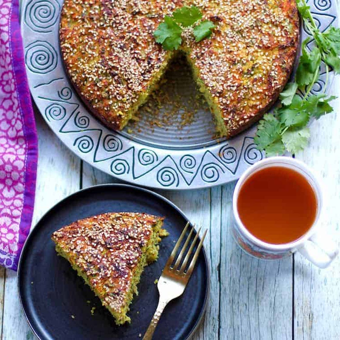 Handvo {Spicy Rice and lentils cake}