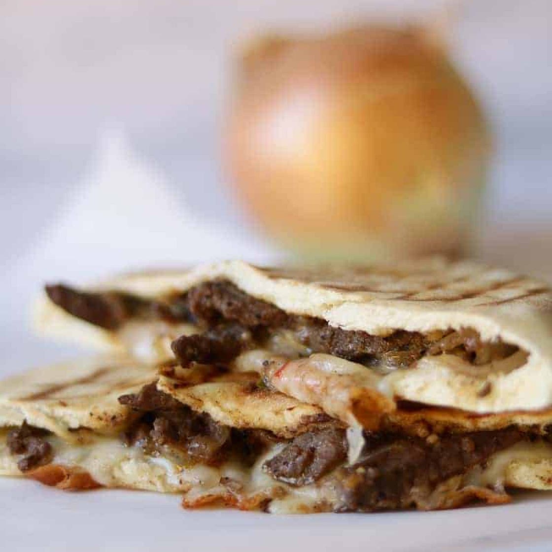 Quick Steak and Cheese Pita Recipe