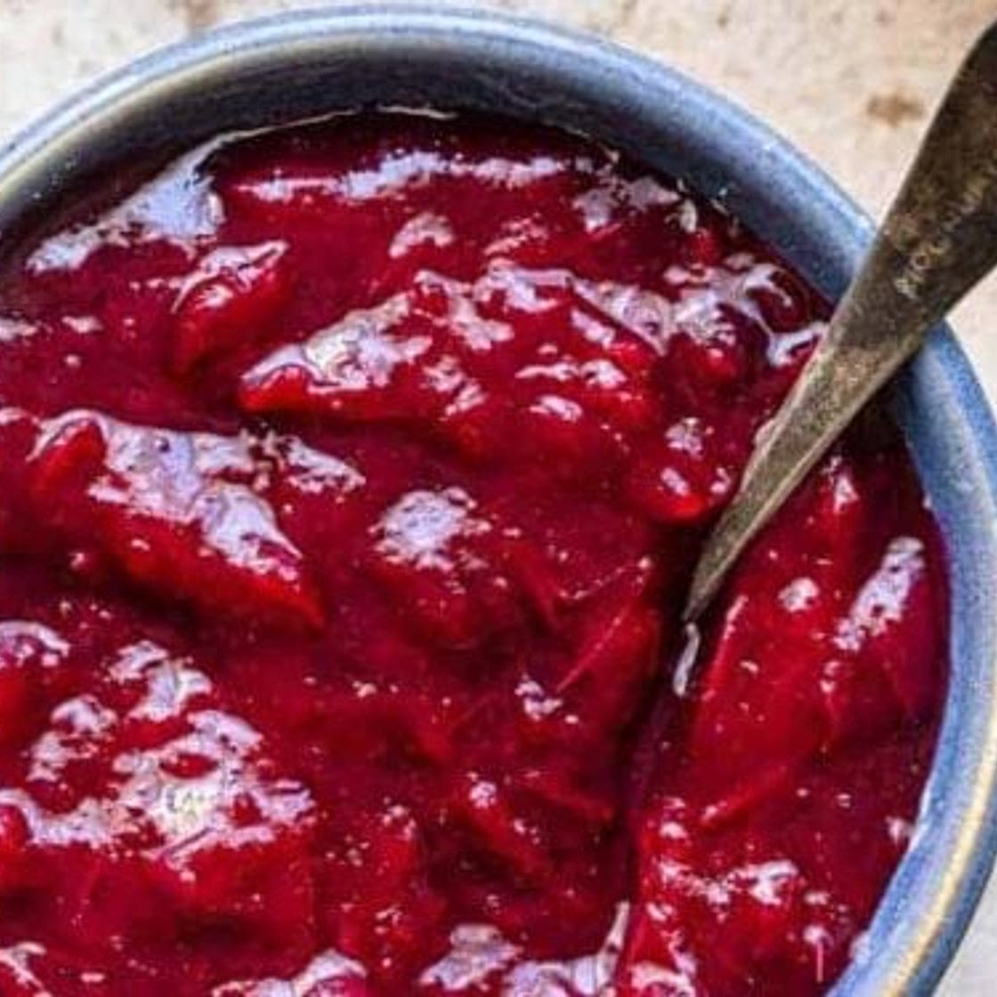 Low-Carb Sugar-Free Keto Cranberry Sauce
