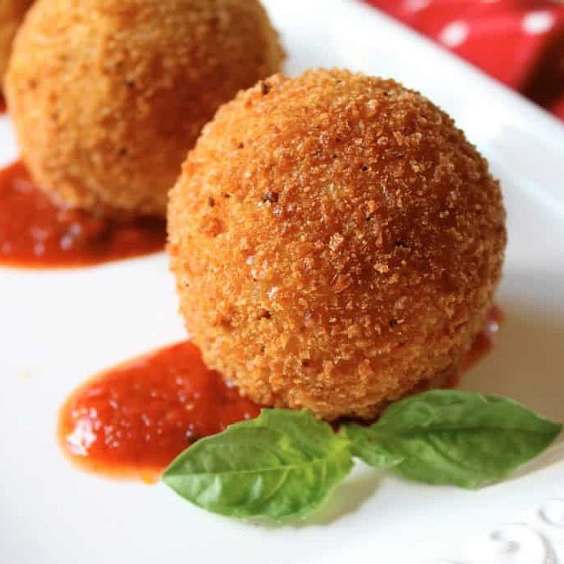 Arancini di Riso: Sicilian Rice Balls
