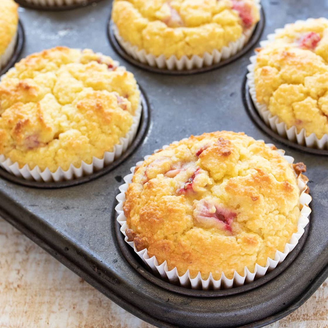 Keto Strawberry Muffins