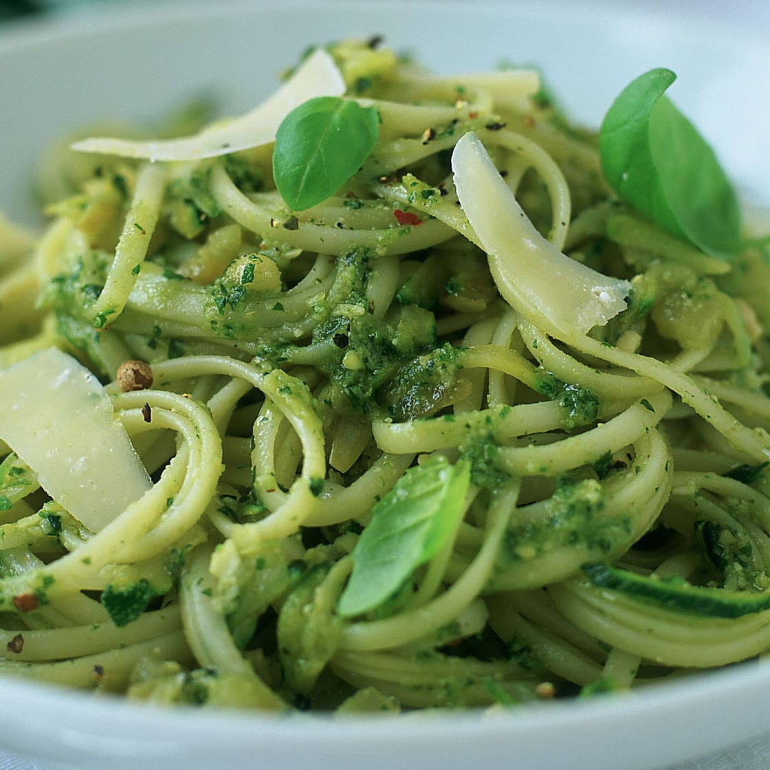 Courgette and pesto pasta recipe