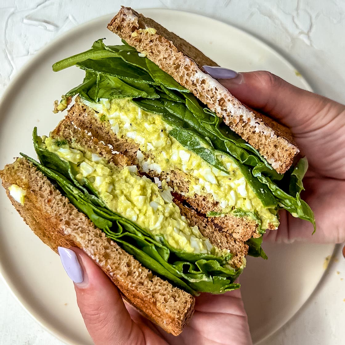 Easy Avocado Egg Sandwich