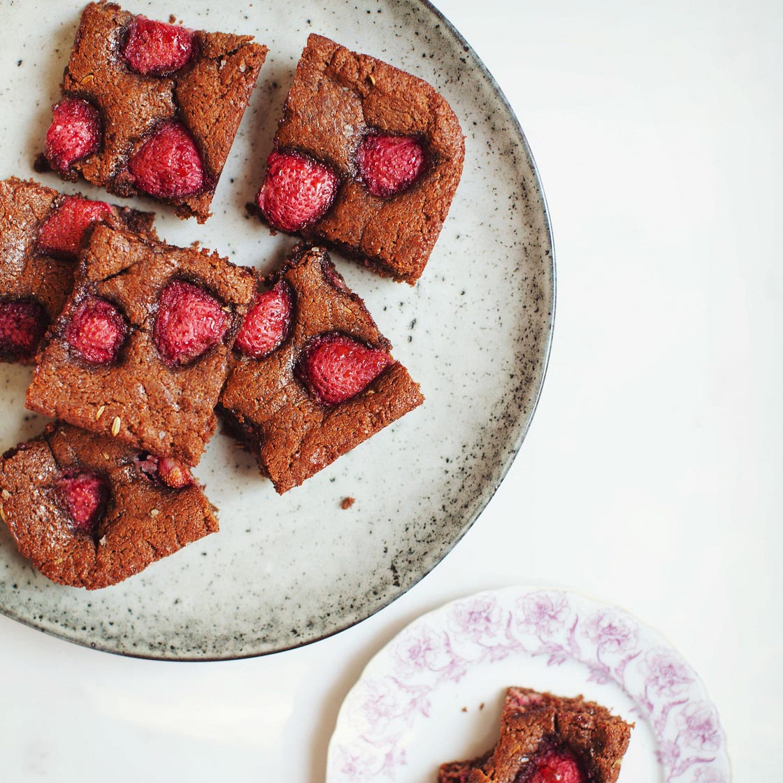 Strawberry Fennel Blondies