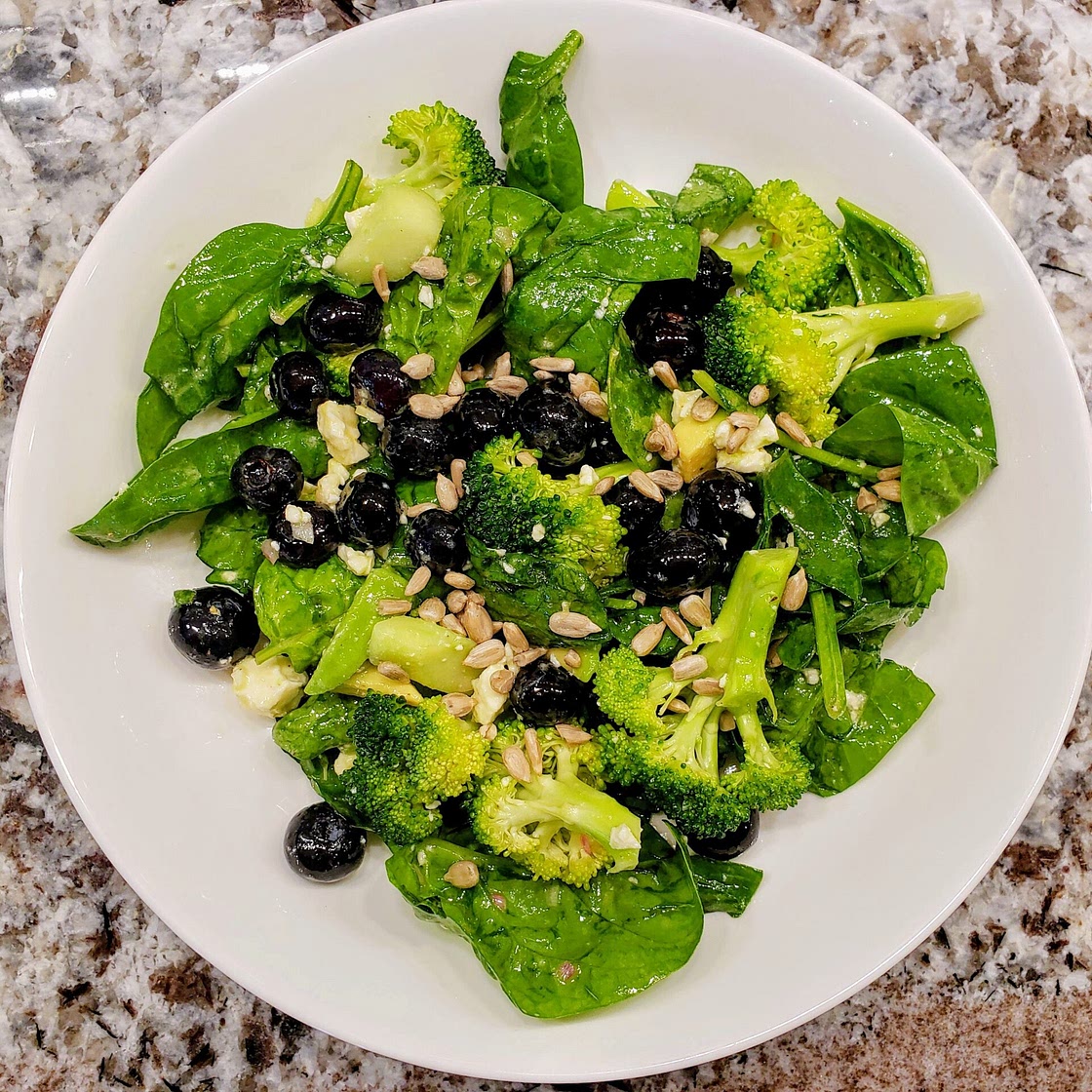 Spinach broccoli blueberry salad