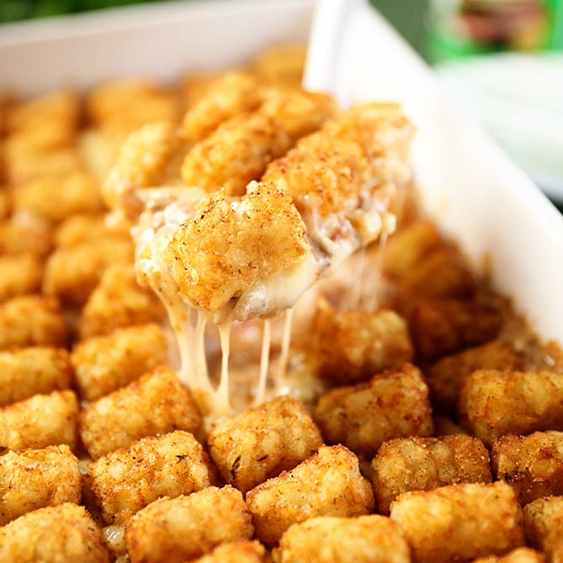 Kickin’ Creole Tater Tot Casserole