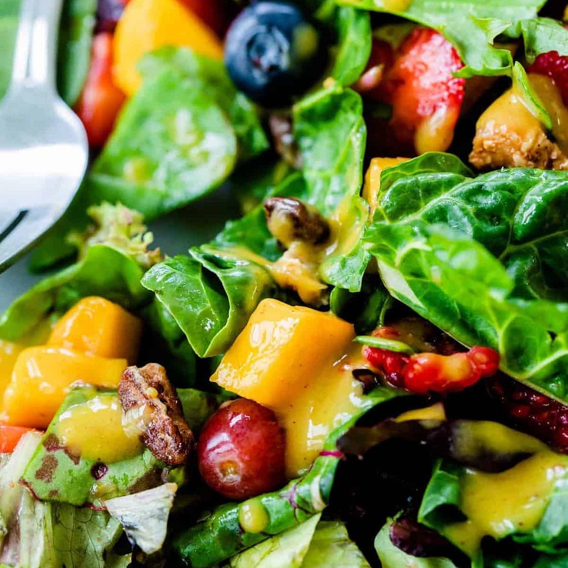 Mango Berry Salad with Grilled Chicken