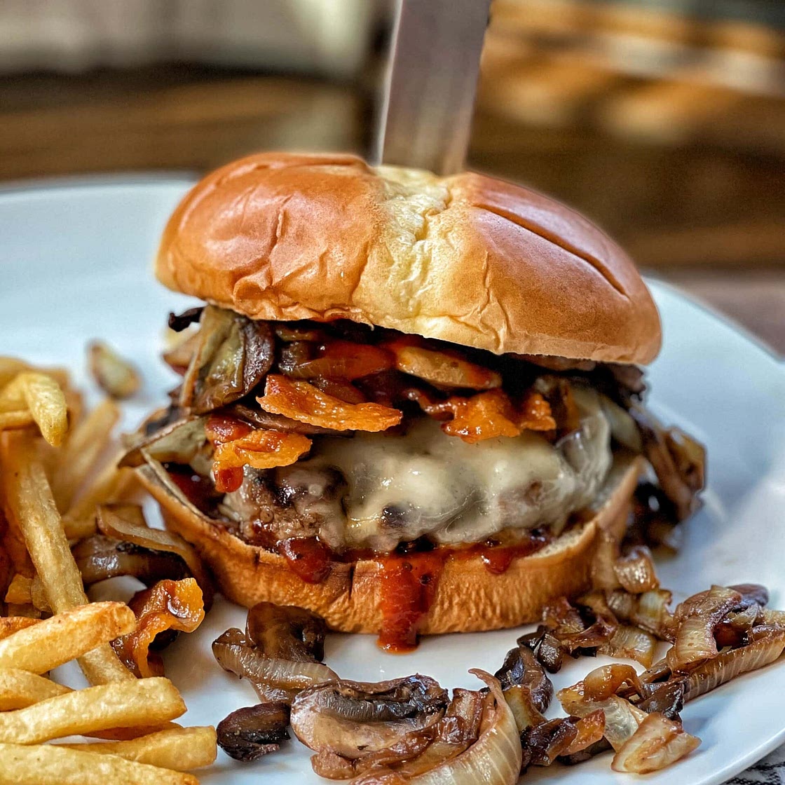 Bacon, Mushroom and Swiss Burger